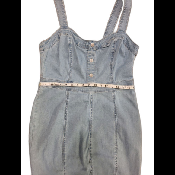 NWT GUESS Denim Romper/Jumper Size Large - Picture 9 of 12